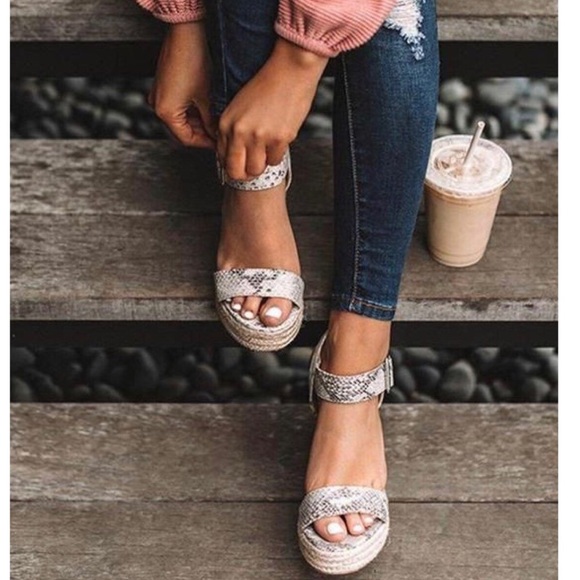 🔅Size 10🔅 Espadrilles Platform WedgesSandals - Picture 3 of 8